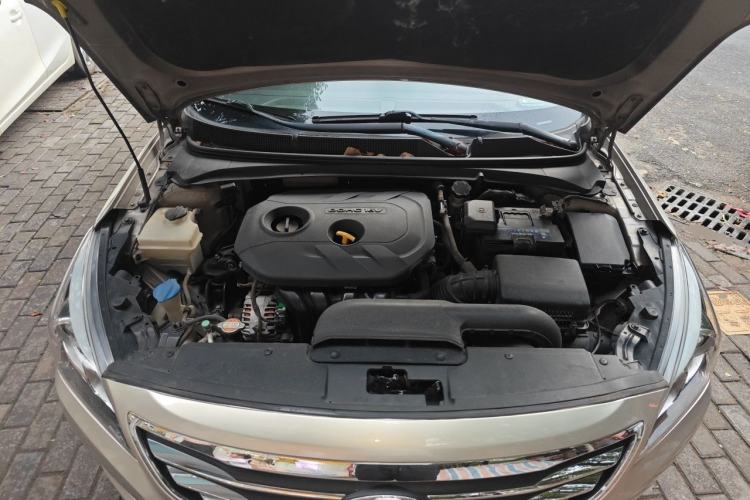 Used Hyundai Mistra 2014 1.8L Automatic Deluxe DLX Model Engine Bay