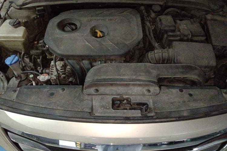 Used Hyundai Mistra 2014 1.8L Automatic Deluxe DLX Model Engine Bay