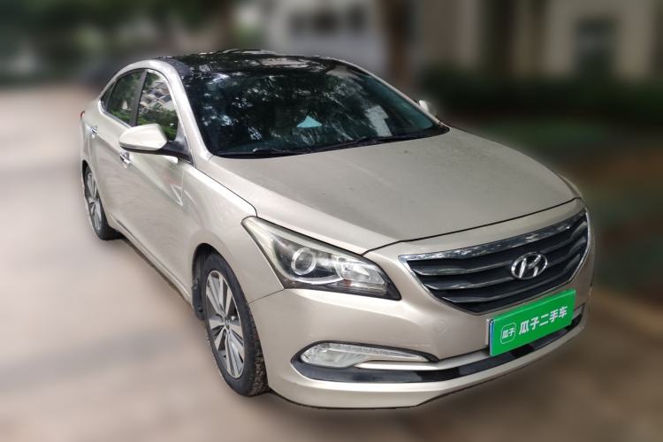 Used Hyundai Mistra 2014 1.8L Automatic Deluxe DLX Model Front Right 45 Deg
