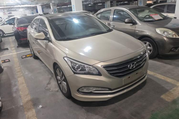 Used Hyundai Mistra 2014 1.8L Automatic Deluxe DLX Model Front Right 45 Deg