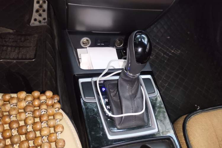 Used Hyundai Mistra 2014 1.8L Automatic Deluxe DLX Model Gear Lever