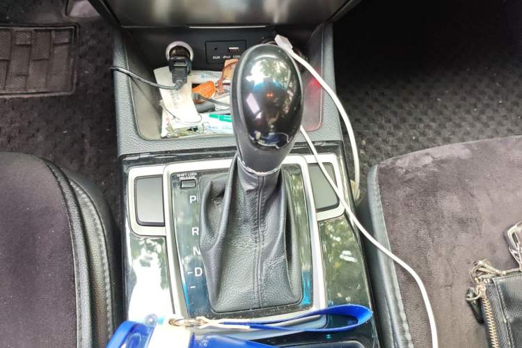 Used Hyundai Mistra 2014 1.8L Automatic Smart GLS Gear Lever