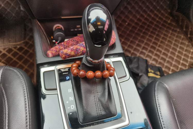 Used Hyundai Mistra 2014 1.8L Automatic Deluxe DLX Model Gear Lever