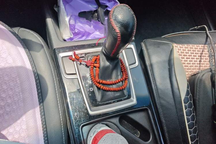 Used Hyundai Mistra 2014 1.8L Automatic Smart GLS Gear Lever