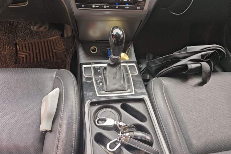 Used Hyundai Mistra 2014 1.8L Automatic Smart GLS Gear Lever