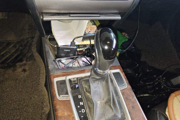 Used Hyundai Mistra 2014 1.8L Automatic Deluxe DLX Model Gear Lever