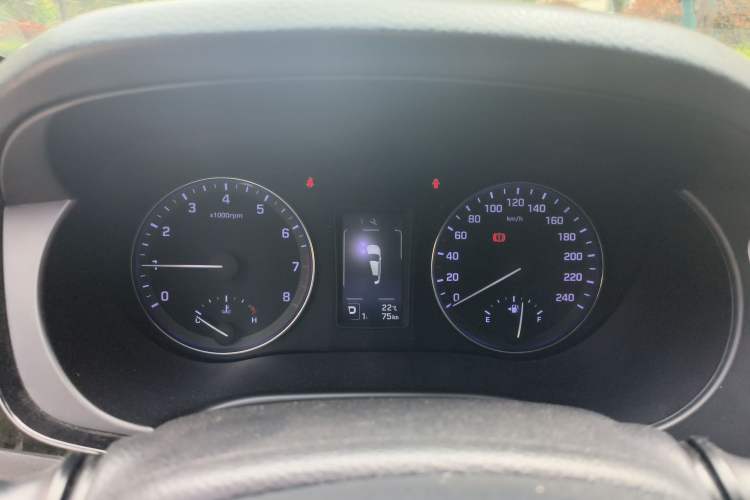 Used Hyundai Mistra 2014 1.8L Automatic Smart GLS Instrument Cluster
