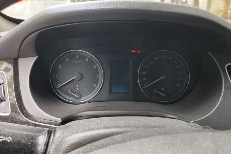 Used Hyundai Mistra 2014 1.8L Automatic Smart GLS Instrument Cluster