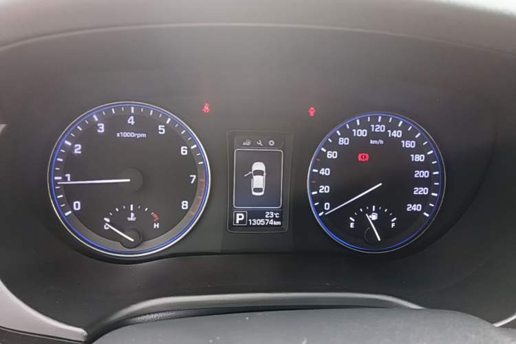 Used Hyundai Mistra 2014 1.8L Automatic Smart GLS Instrument Cluster