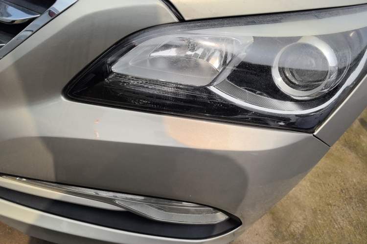 Used Hyundai Mistra 2014 1.8L Automatic Smart GLS Left Front Headlight