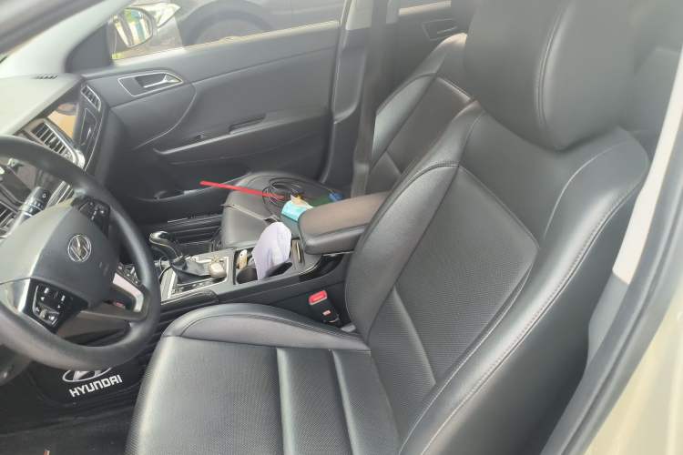 Used Hyundai Mistra 2014 1.8L Automatic Smart GLS Left Front Seat