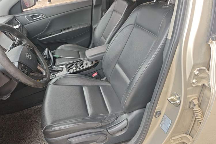 Used Hyundai Mistra 2014 1.8L Automatic Smart GLS Left Front Seat