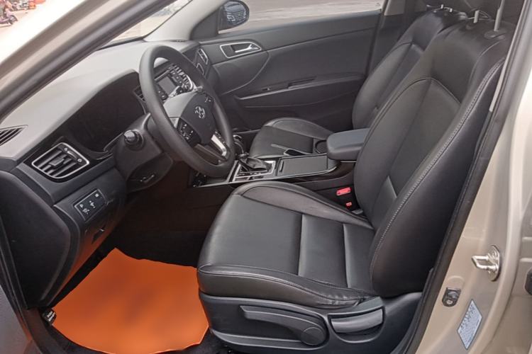 Used Hyundai Mistra 2014 1.8L Automatic Smart GLS Left Front Seat