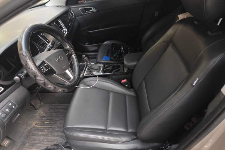 Used Hyundai Mistra 2014 1.8L Automatic Deluxe DLX Model Left Front Seat