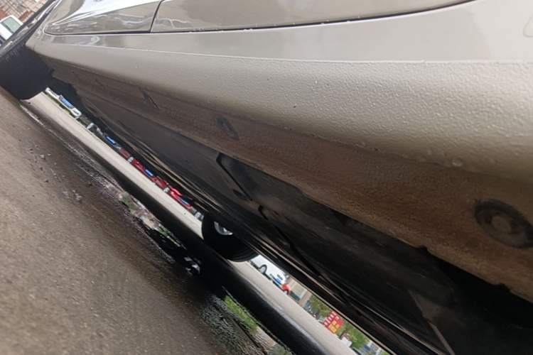 Used Hyundai Mistra 2014 1.8L Automatic Smart GLS Left Side Sill