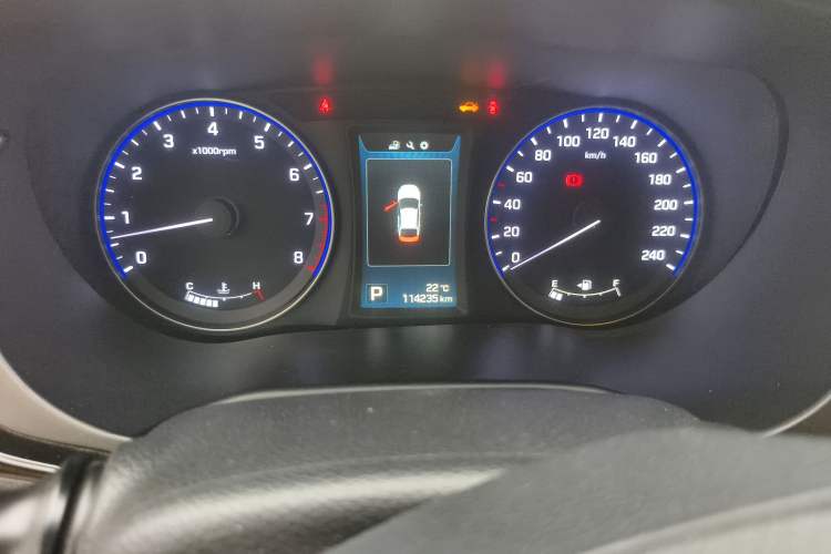 Used Hyundai Mistra 2014 1.8L Automatic Deluxe DLX Model Odometer Close Up