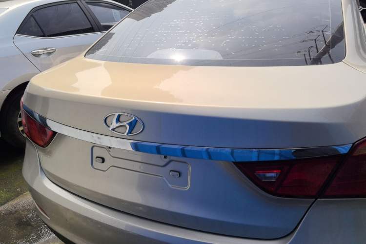 Used Hyundai Mistra 2014 1.8L Automatic Smart GLS Rear