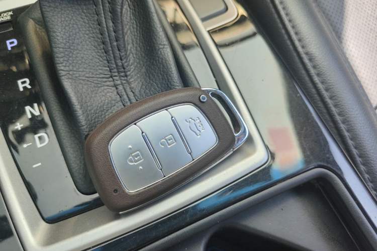 Used Hyundai Mistra 2014 1.8L Automatic Deluxe DLX Model Vehicle Key