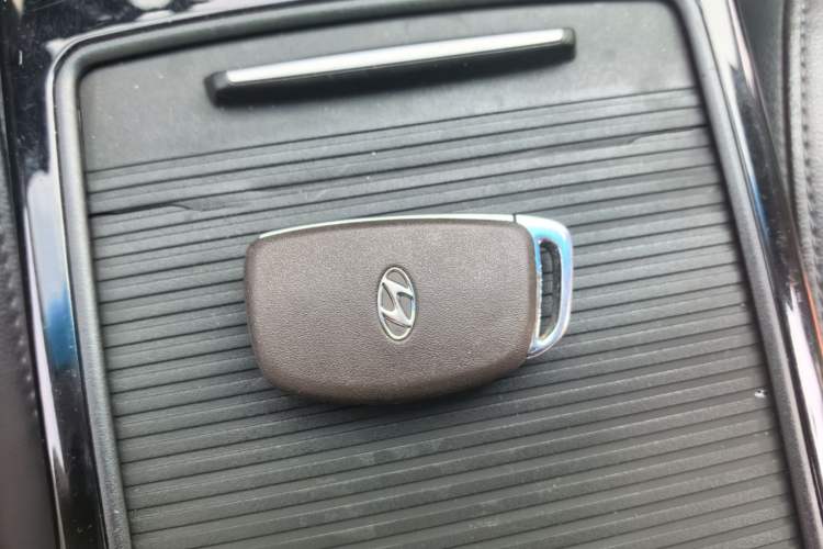 Used Hyundai Mistra 2014 1.8L Automatic Deluxe DLX Model Vehicle Key