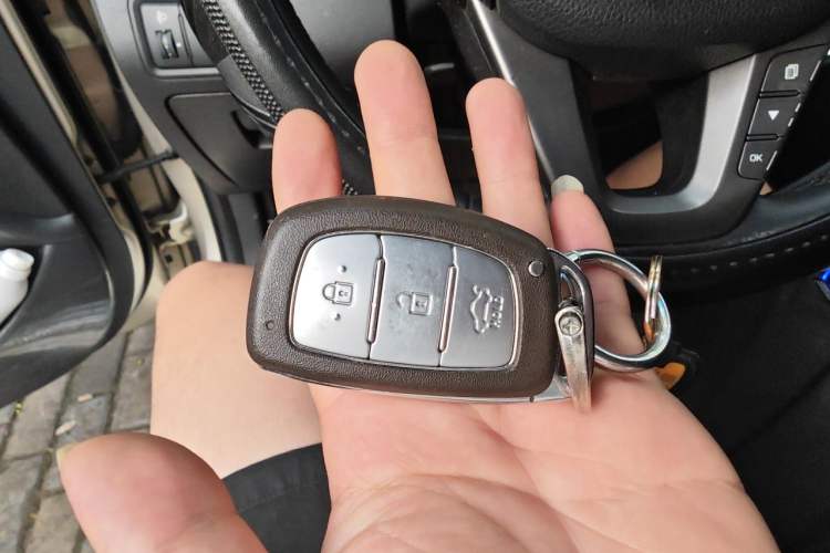 Used Hyundai Mistra 2014 1.8L Automatic Deluxe DLX Model Vehicle Key