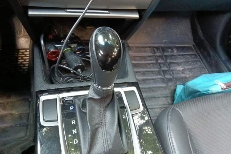 Used Hyundai Mistra 2014 1.8L Automatic Smart GLS Gear Lever