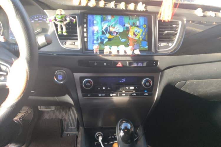 Used Hyundai Mistra 2014 1.8L Automatic Smart GLS Audio And AC Panel