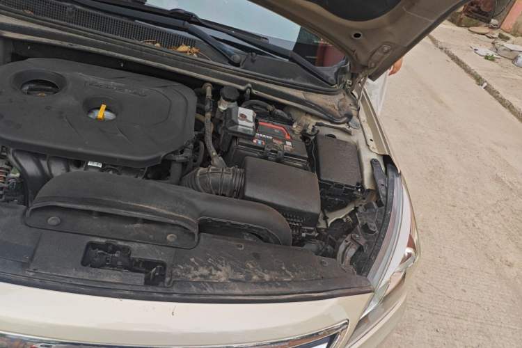 Used Hyundai Mistra 2014 1.8L Automatic Smart GLS Engine Bay Left