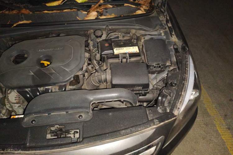 Used Hyundai Mistra 2014 1.8L Automatic Deluxe DLX Model Engine Bay Left