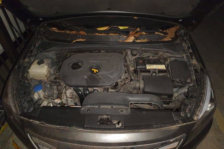 Used Hyundai Mistra 2014 1.8L Automatic Deluxe DLX Model Engine Bay