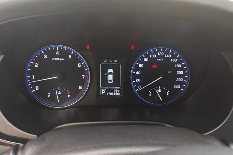 Used Hyundai Mistra 2014 1.8L Automatic Smart GLS Instrument Cluster