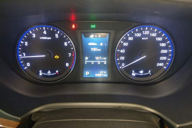 Used Hyundai Mistra 2014 1.8L Automatic Deluxe DLX Model Instrument Cluster