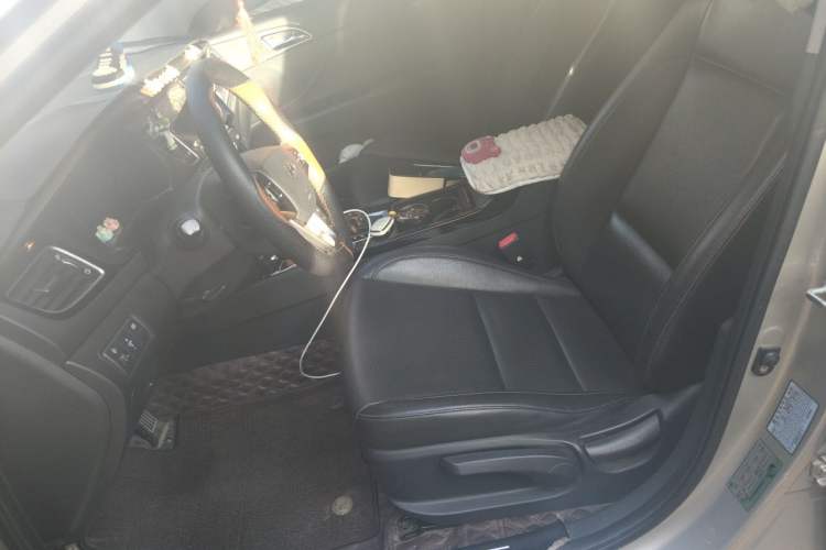 Used Hyundai Mistra 2014 1.8L Automatic Smart GLS Left Front Seat