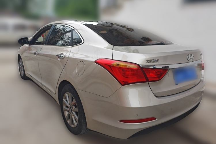 Used Hyundai Mistra 2014 1.8L Automatic Smart GLS Rear Left 45 Deg