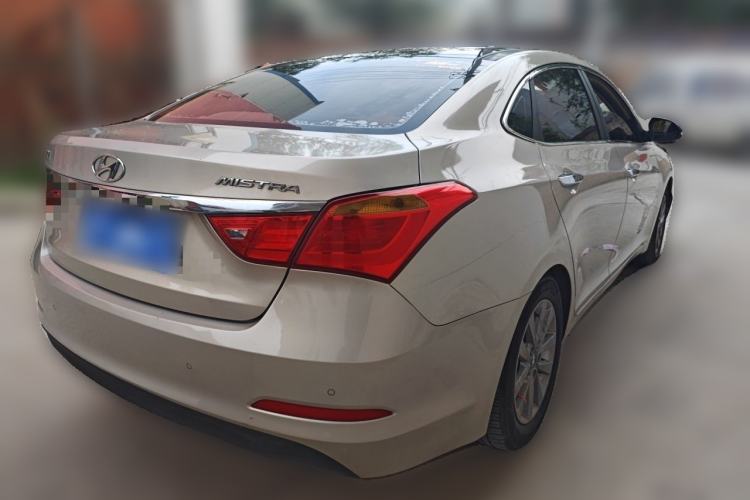 Used Hyundai Mistra 2014 1.8L Automatic Smart GLS Rear Right 45 Deg