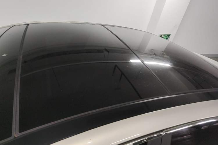 Used Hyundai Mistra 2014 1.8L Automatic Deluxe DLX Model Roof