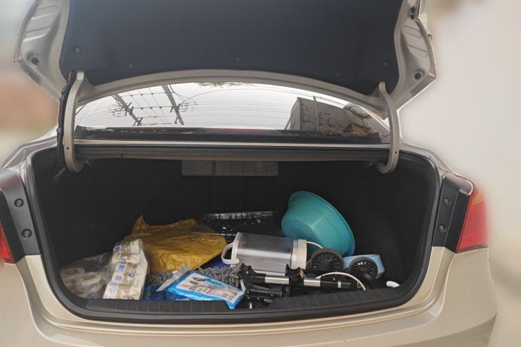 Used Hyundai Mistra 2014 1.8L Automatic Smart GLS Trunk