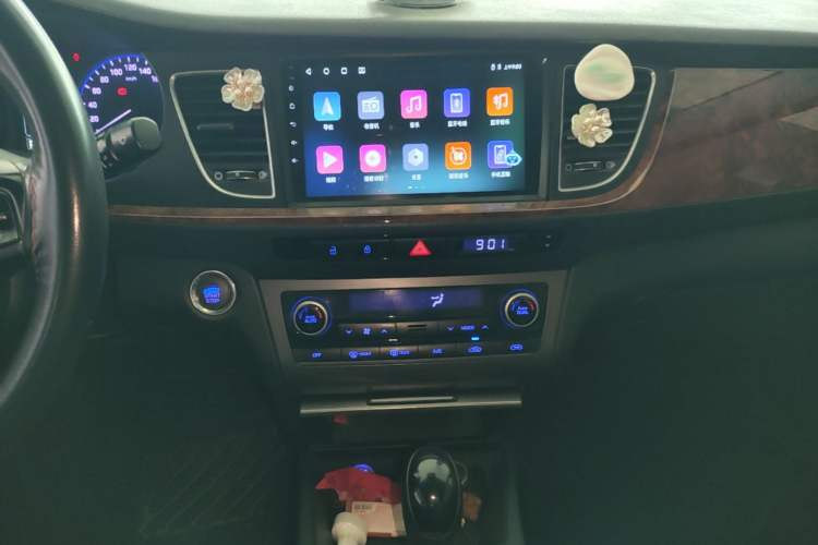 Used Hyundai Mistra 2014 1.8L Automatic Smart GLS Audio And AC Panel