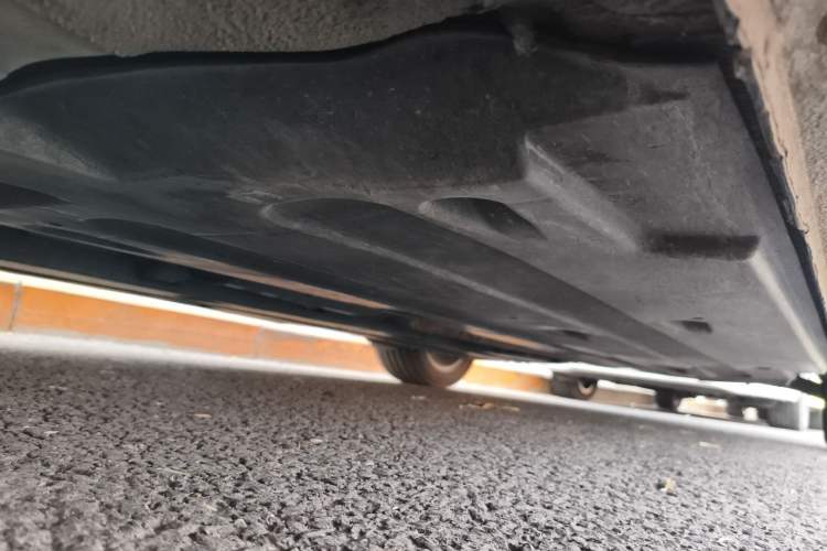 Used Hyundai Mistra 2014 2.0L Automatic Flagship TOP Chassis Front Left