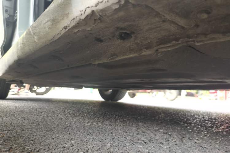 Used Hyundai Mistra 2014 1.8L Automatic Deluxe DLX Model Chassis Front Right