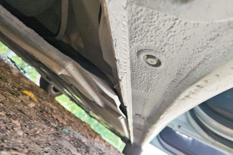 Used Hyundai Mistra 2014 1.8L Automatic Deluxe DLX Model Chassis Rear Right