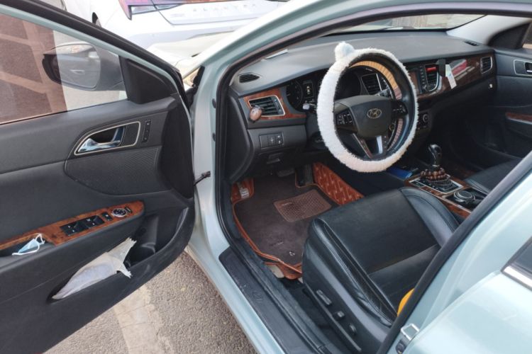 Used Hyundai Mistra 2014 2.0L Automatic Flagship TOP Driver Seat