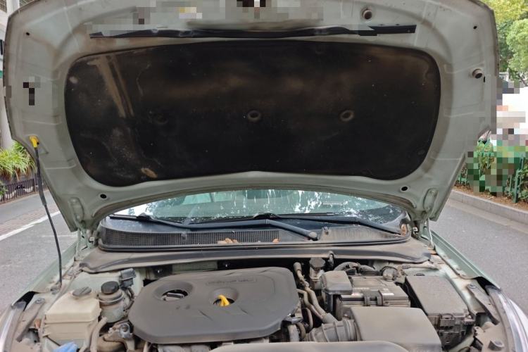 Used Hyundai Mistra 2014 1.8L Automatic Smart GLS Engine Bay
