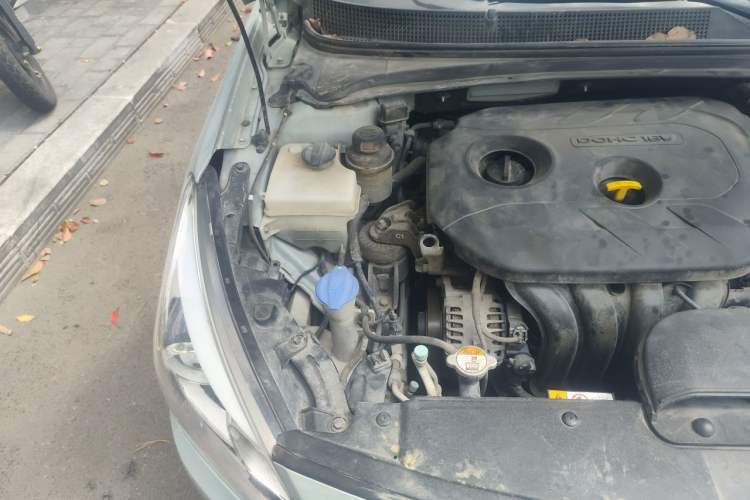 Used Hyundai Mistra 2014 1.8L Automatic Smart GLS Engine Bay Right