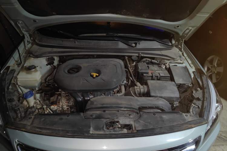 Used Hyundai Mistra 2014 1.8L Automatic Deluxe DLX Model Engine Bay