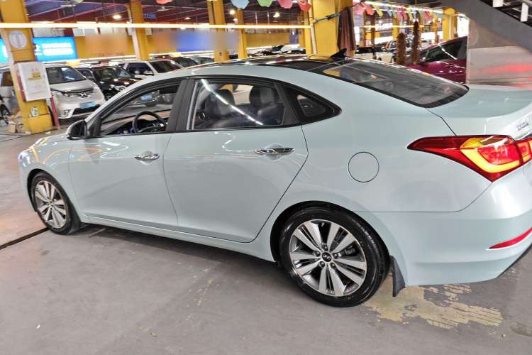 Used Hyundai Mistra 2014 1.8L Automatic Deluxe DLX Model Exterior 3