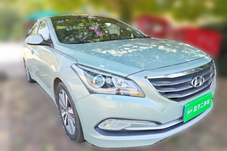 Used Hyundai Mistra 2014 1.8L Automatic Deluxe DLX Model Front Right 45 Deg