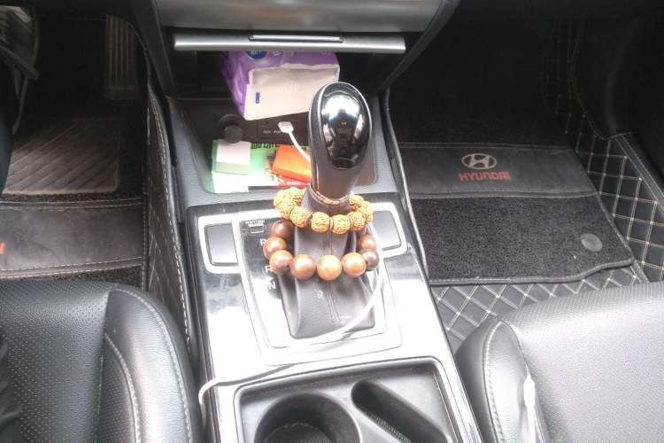 Used Hyundai Mistra 2014 1.8L Automatic Smart GLS Gear Lever