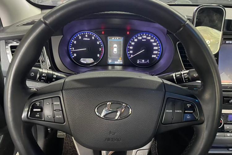Used Hyundai Mistra 2014 1.8L Automatic Deluxe DLX Model Instrument Cluster
