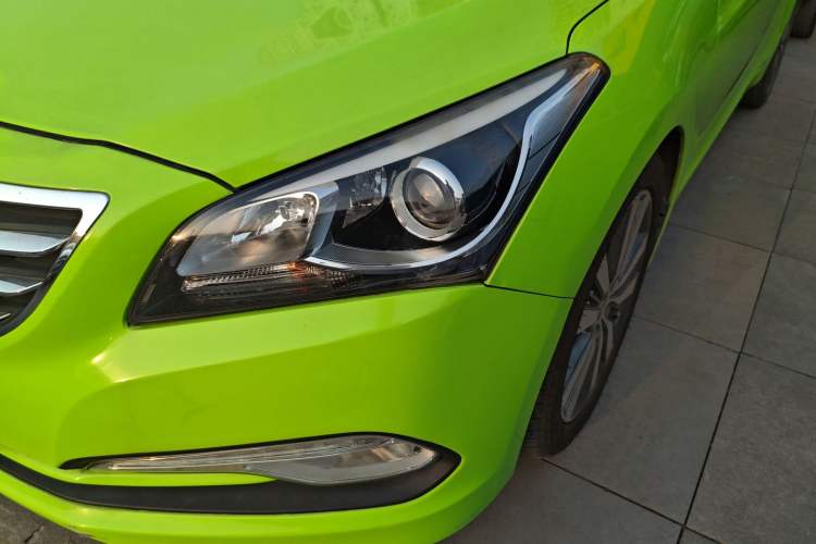 Used Hyundai Mistra 2014 1.8L Automatic Deluxe DLX Model Left Front Headlight