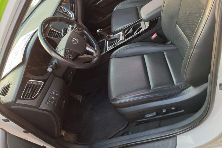 Used Hyundai Mistra 2014 1.8L Automatic Deluxe DLX Model Left Front Seat